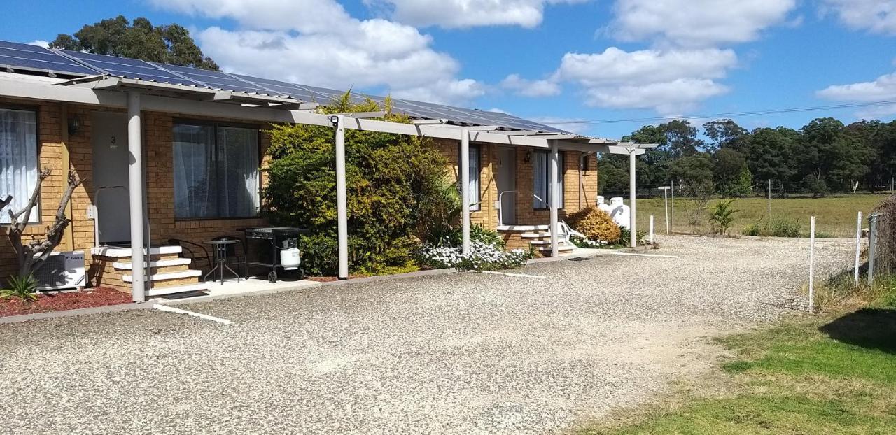 Taree Country Motel Exterior photo
