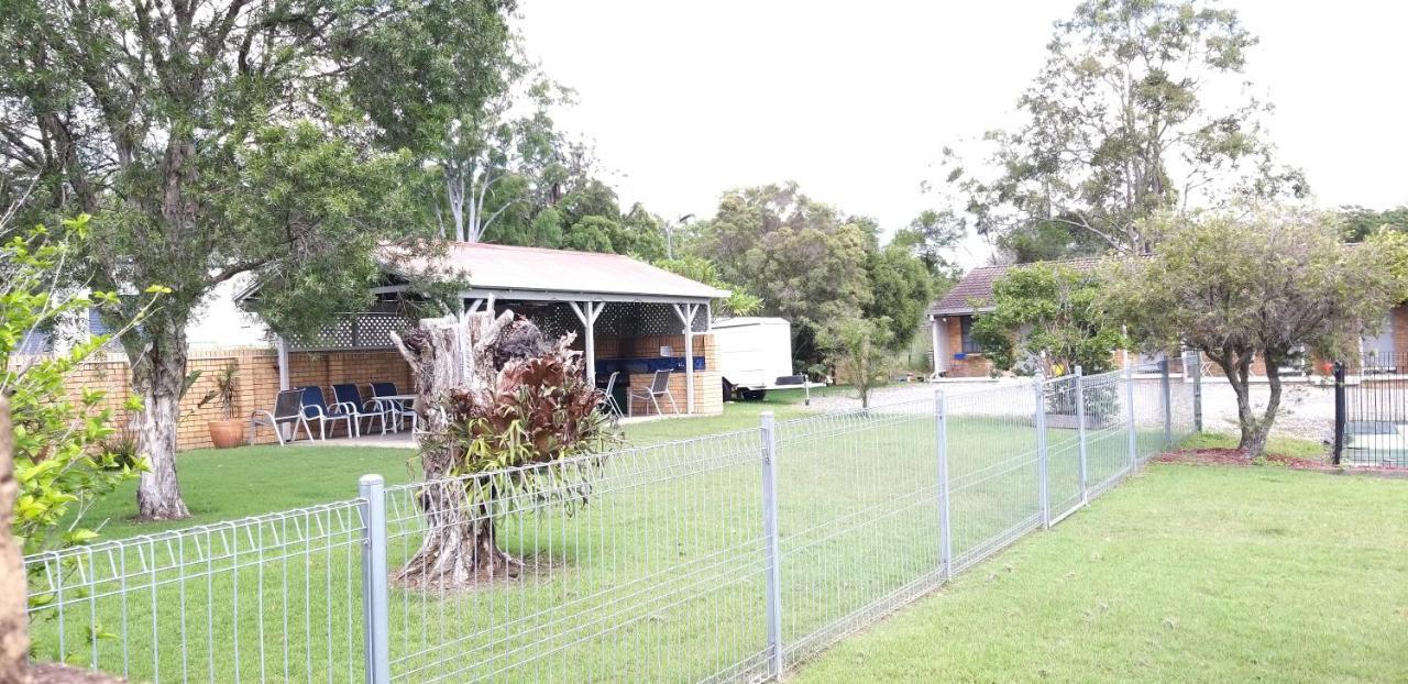 Taree Country Motel Exterior photo