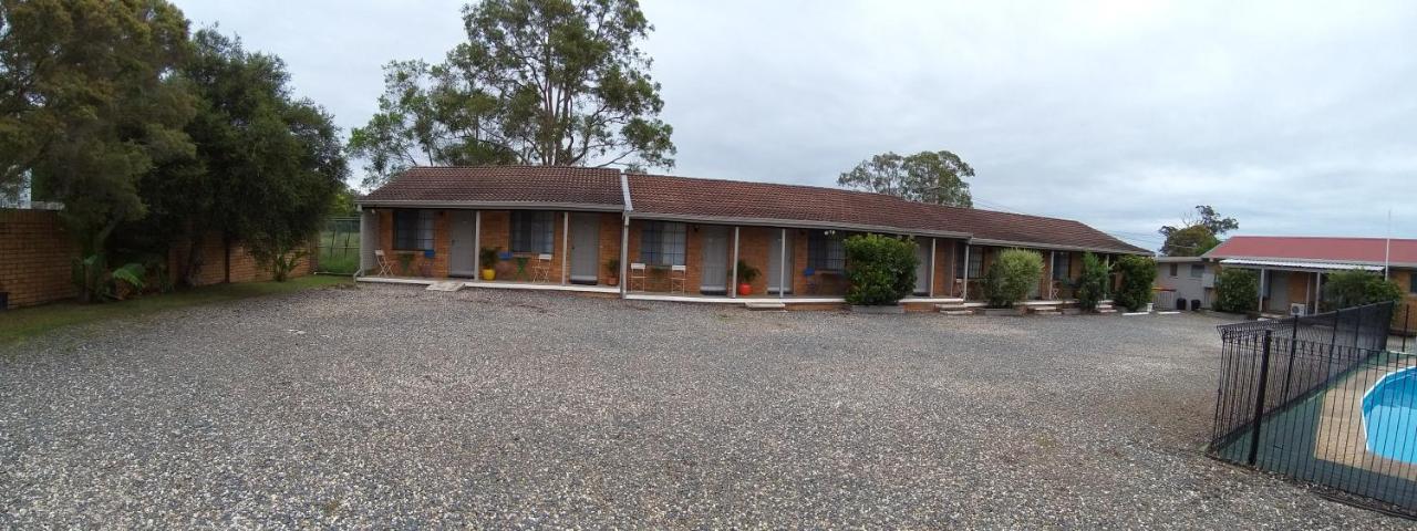 Taree Country Motel Exterior photo